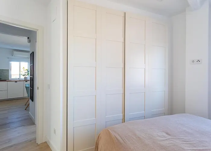 Acogedor Apartamento En Calle Alcala By Bebalmy